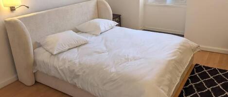 Wifi gratis y ropa de cama