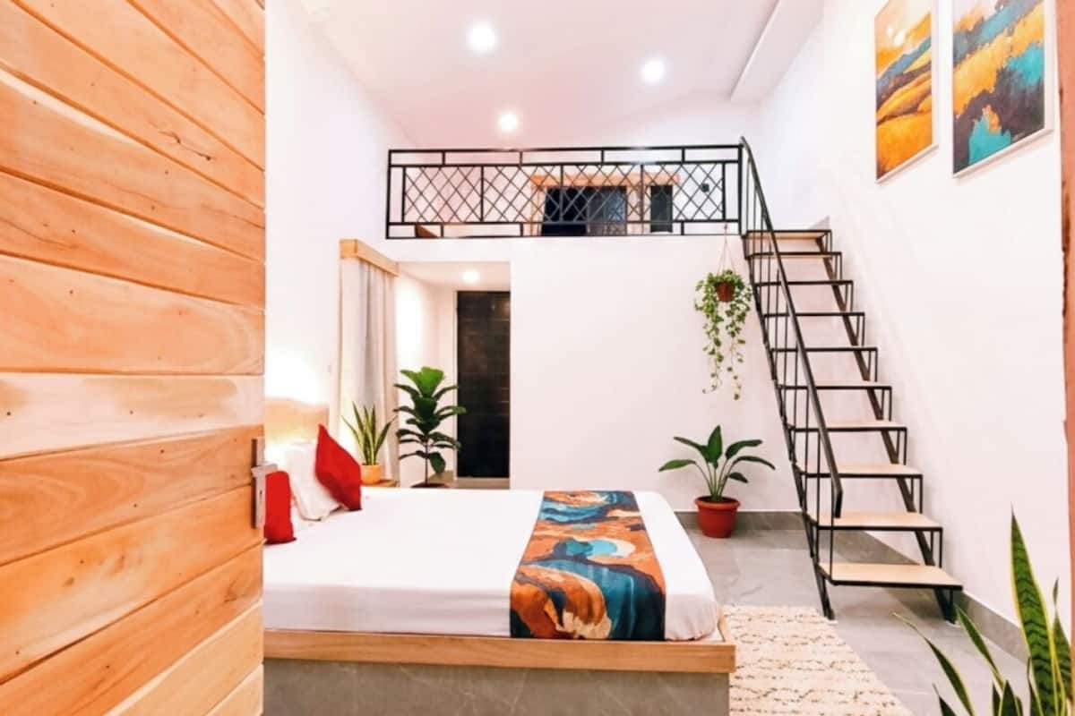 Family Studio, Balcony, Garden View | Laptop workspace, free WiFi