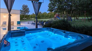 Terrace/patio - Villa Bateli by Villas Guide (Barban)
