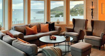 Sea views and beach life at Hosnastranda