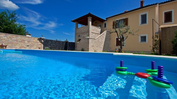Pool - Villa Mladenka by Villas Guide (Barban)