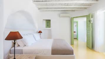 Iron/ironing board, WiFi