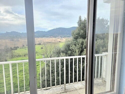 Hotel Quinfer - Quadruple Room with View of the Marshes