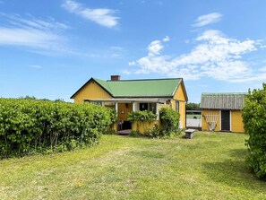 House | Exterior - 4 Person Holiday Home in Farjestaden (Farjestaden)
