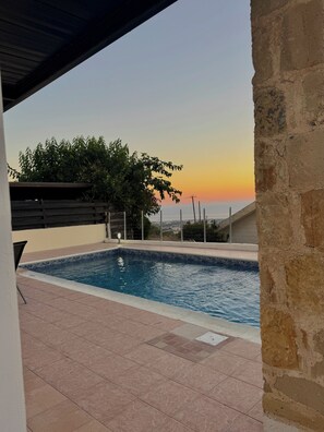 Outdoor pool - Casa del Viento (Tremithousa)