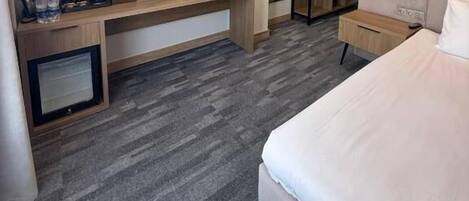 In-room safe, desk, laptop workspace, blackout curtains