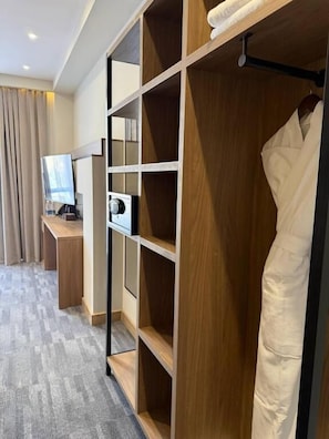 Chambre simple Standard, vue sur la ville | Intérieur