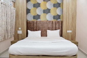 Deluxe Room | Desk, laptop workspace, blackout curtains, rollaway beds - HOTEL GANGA RAM (Chitrakoot)