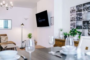 Interior - Driveway | Pool Table | 3BR Home in Stretford (Greater Manchester)