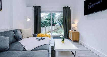Bright & Charming Home in Hartford, Sleeps 8