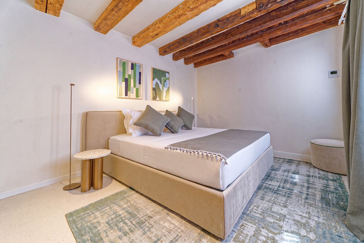Departamento Premium | Tabla de planchar con plancha, wifi gratis y ropa de cama 