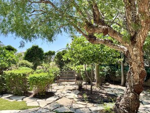 Property grounds - STAY Golden Hour House (Pervolia)