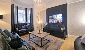 Fernseher, Stereoanlage
