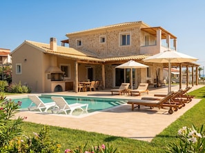 Pool - Villa La Bella Sofia with private pool (Roda)