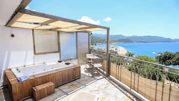 Chambre Double Luxe, vue mer | Coffres-forts dans les chambres, rideaux occultants, Wi-Fi gratuit
