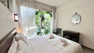 Fer et planche à repasser, Wi-Fi gratuit, draps fournis