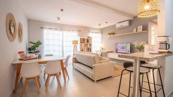 Apartment, City View | Interior