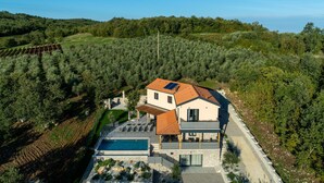 Exterior - Awesome home in Motovun (Motovun)