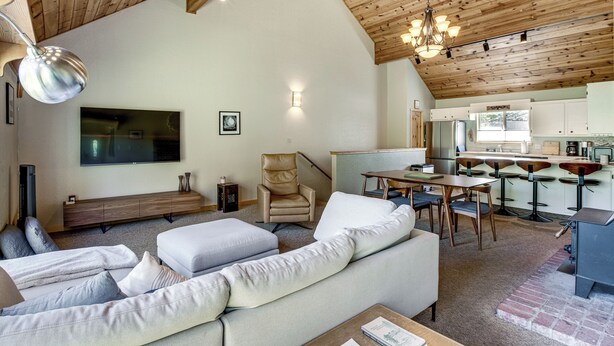 Căn hộ (4 Bedrooms) | Mặt tiền nơi lưu trú