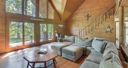 Peaceful Cabin Between Nashville & Bowling Green!