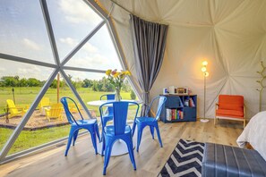 Apartment (0 Bedroom) | Bahagian dalam