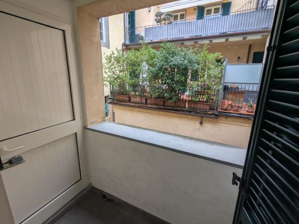 Habitación triple, patio, vistas al jardín | Jardines del alojamiento