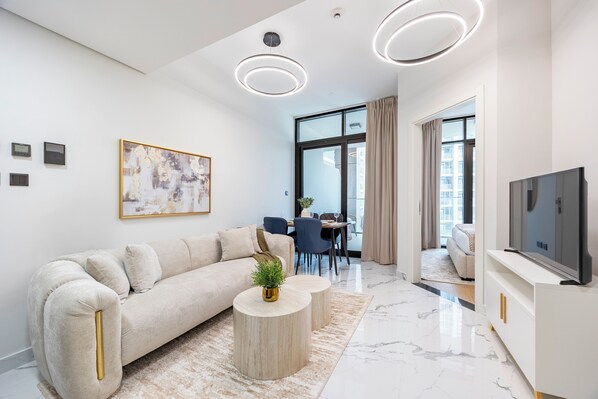 Apartment, Balkon | Wohnbereich