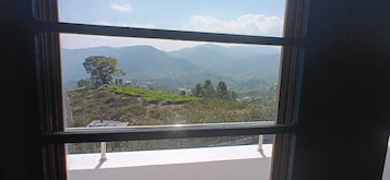 Family House, Garden View | Interior
