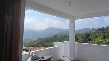 Family House, Garden View | Property grounds