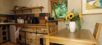 Brambly Cabin