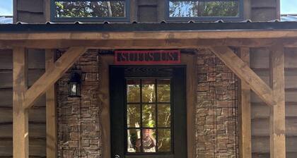 Suits Us - A Southern Ohio Retreat