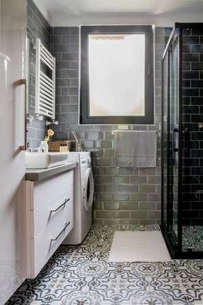 Classic Apartment | Bathroom - Mita Homes (Beşiktaş)