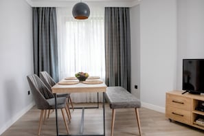 Classic Apartment | Dining - Mita Homes (Beşiktaş)