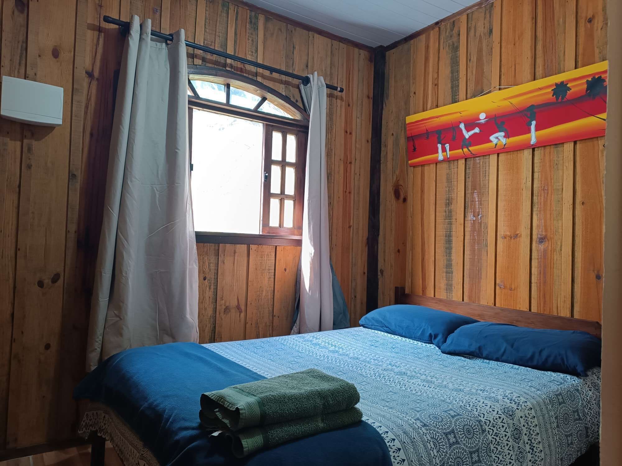 Berço de viagem, Wi-Fi, roupa de cama
