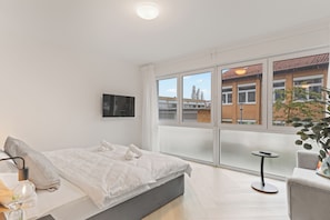 Comfort Apartment, 1 King Bed, Kitchen - CasaVia Frankenthal Zentrum - BRIGHT (Frankenthal (Pfalz))