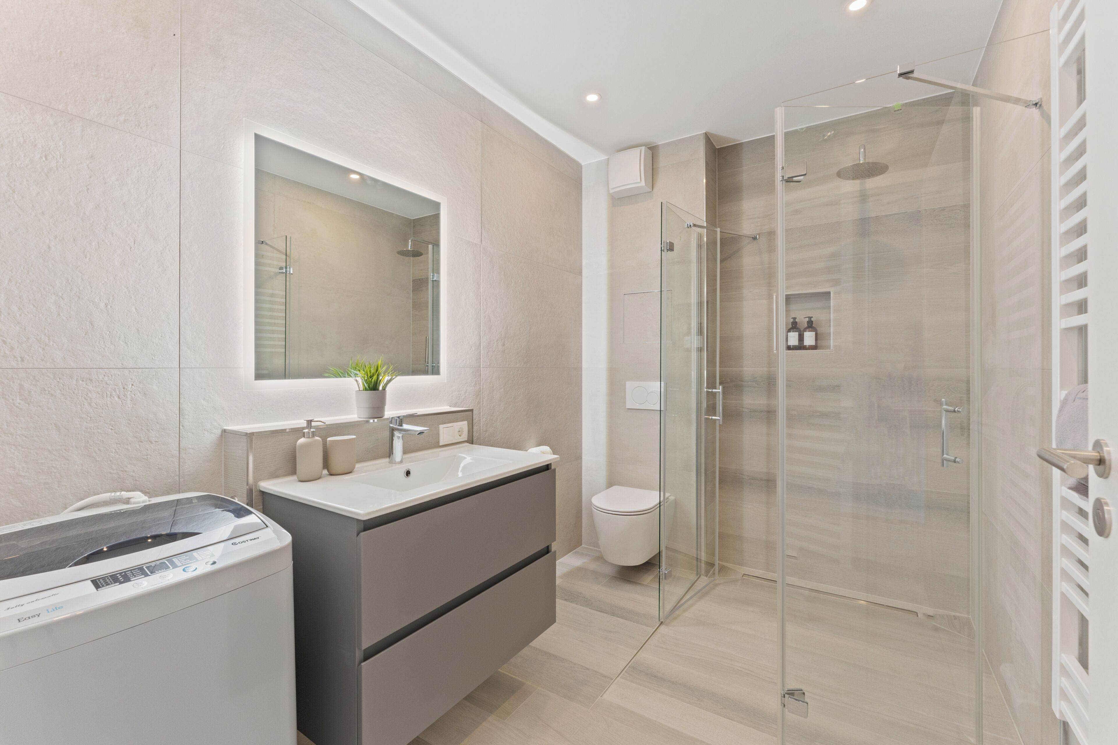 Comfort-Apartment, 1 King-Bett, Küche | Badezimmer | Dusche, Haartrockner, Handtücher, Seife