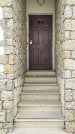 Property entrance - Canterno Country House - nei dintorni di Fiuggi (Lazio)
