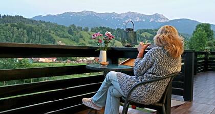 Podul Simonului - Wonderful 7-bedroom chalet in Șimon perfect for group getaways