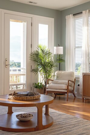 Interior - Sunsets, Salty Air, and Waterfront Views (Surf City)