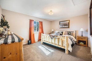 3 Schlafzimmer, Bügeleisen/Bügelbrett, WLAN, Bettwäsche