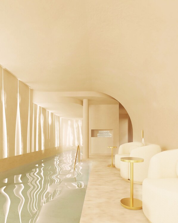 Piscine intérieure