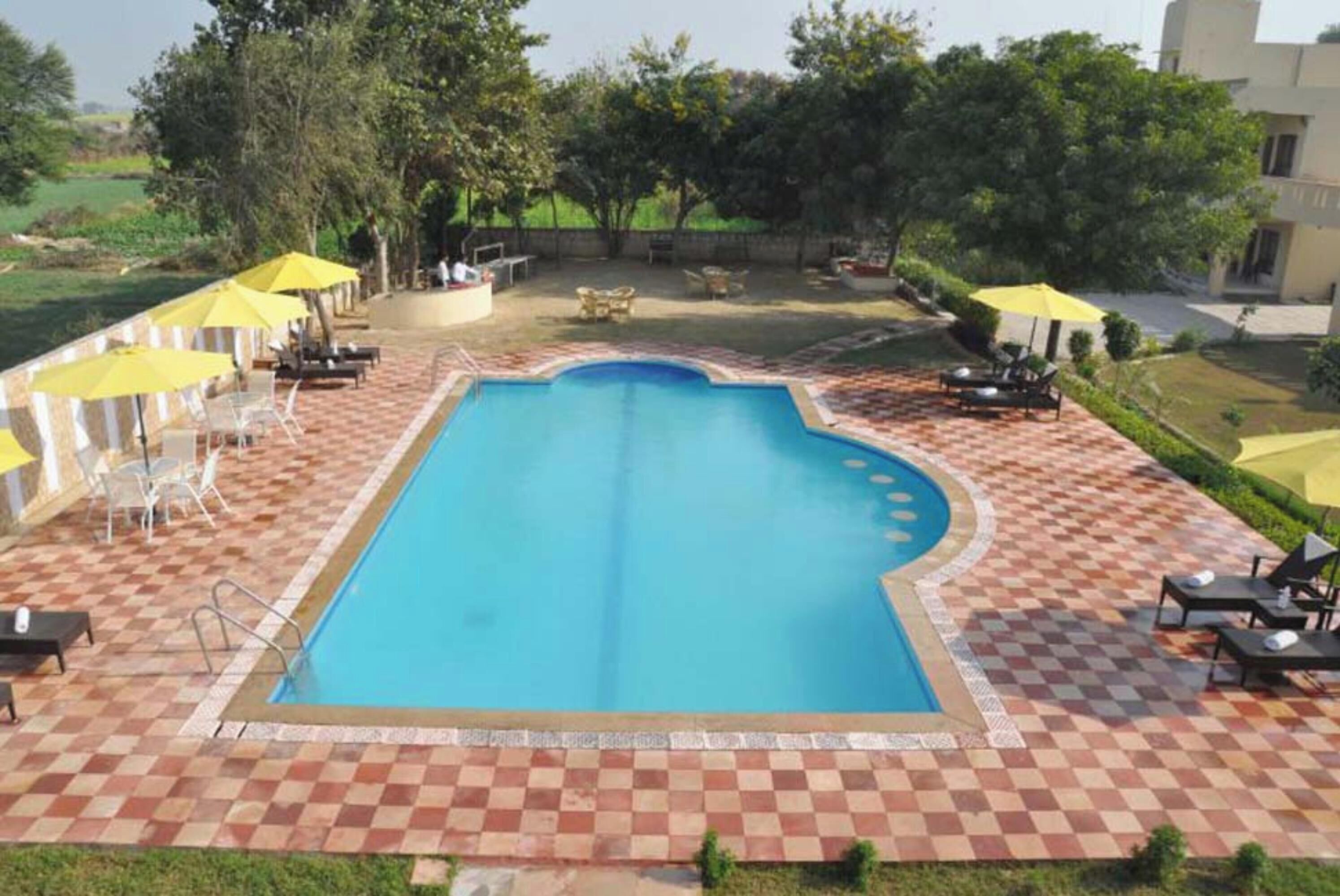 Pool