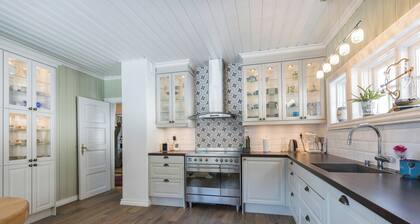 Historic Executive Residence from 1907