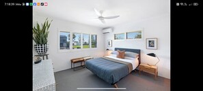 Room - Bridge free waterfront Escape (Runaway Bay)
