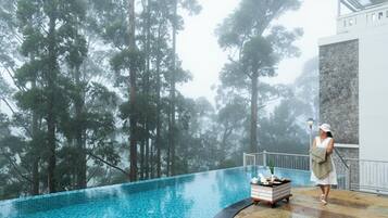 Piscina all'aperto