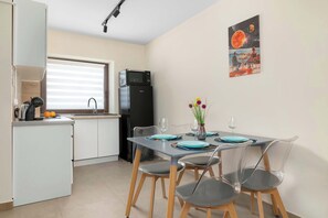Dining - Stylish Apartment for 4 People | One Bedroom (Bielsko-Biała)