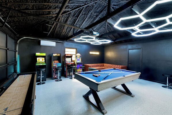 Spielezimmer