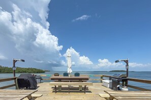 Outdoor dining - Bay Breeze at Tierra Verde (Tierra Verde)