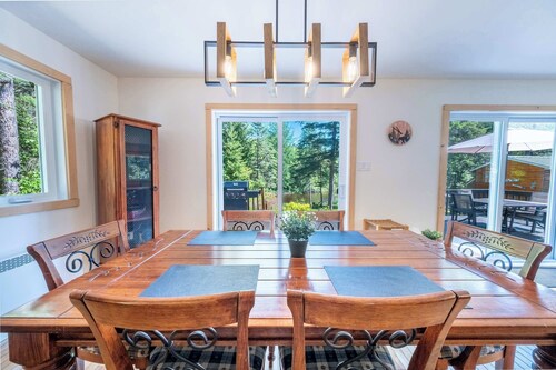 Spa, Pool Table & Nature | Chalet de la riviere