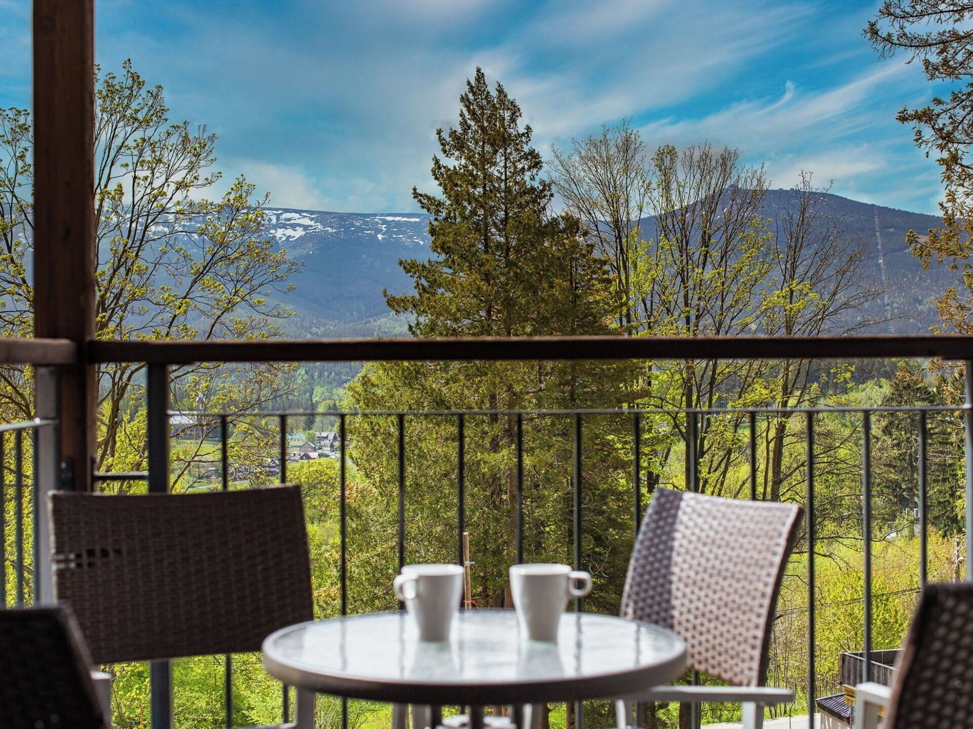 Meubles, Mobilier De Jardin, Chaise, Ombre, Tableau De Plein Air, Plante D'Appartement, Patio, Cour, Conception, Balcon